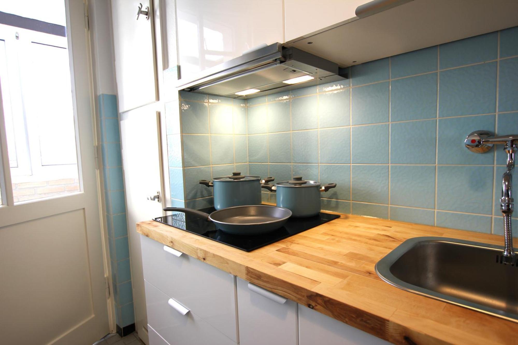 Centrally Located 2-Room Apartment Hannover Ngoại thất bức ảnh