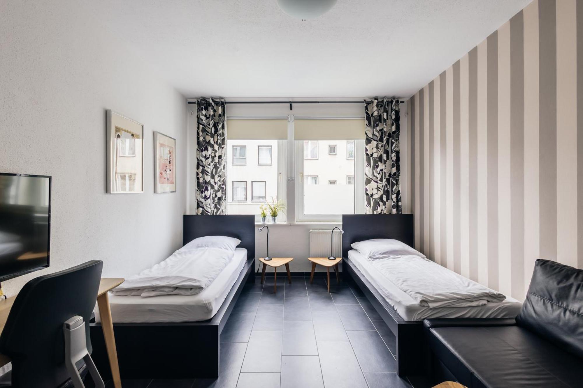 Centrally Located 2-Room Apartment Hannover Ngoại thất bức ảnh