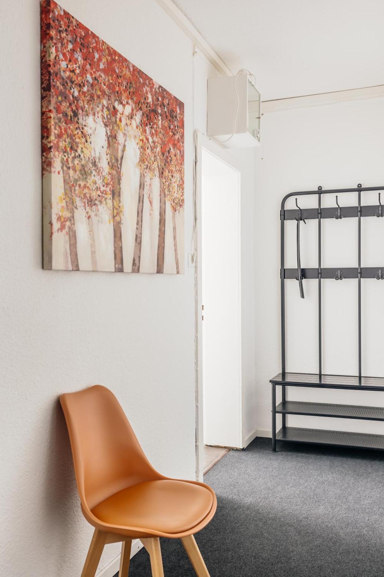 Centrally Located 2-Room Apartment Hannover Phòng bức ảnh