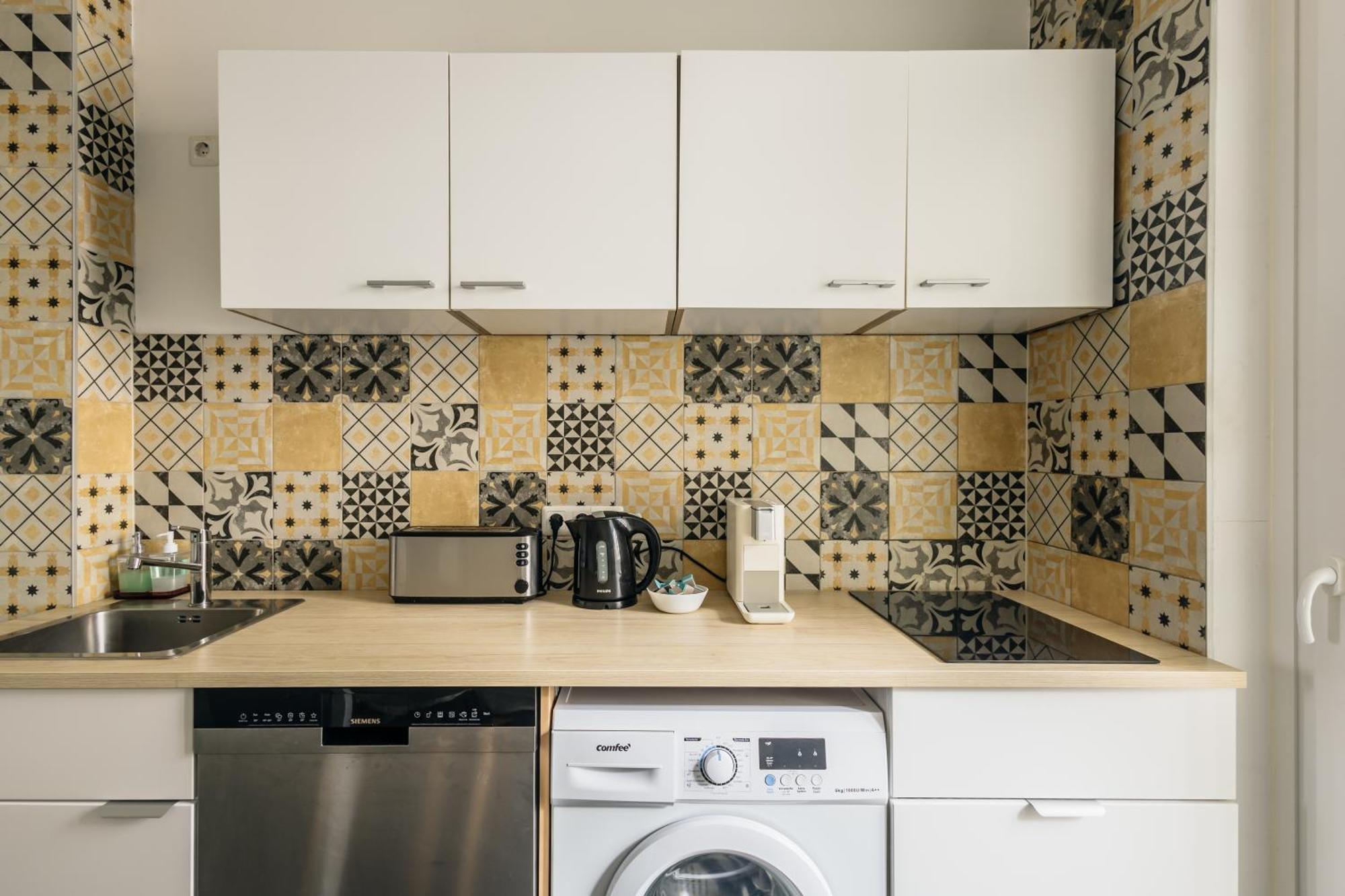 Centrally Located 2-Room Apartment Hannover Phòng bức ảnh